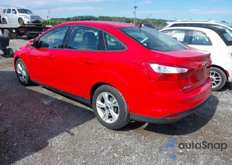 2014 Ford Focus Se z USA, uszkodzony, nr VIN 1FADP3F25EL435437